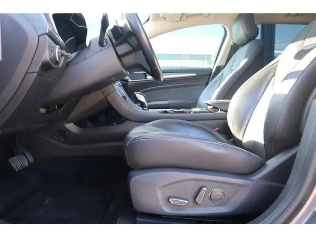 Ford Mondeo Wagon 1.5 Titanium 2015 Benzine 29