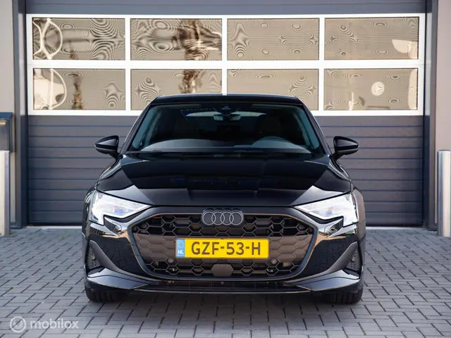 Audi A3 Sportback 35 TFSI S edition 2025 Benzine 6