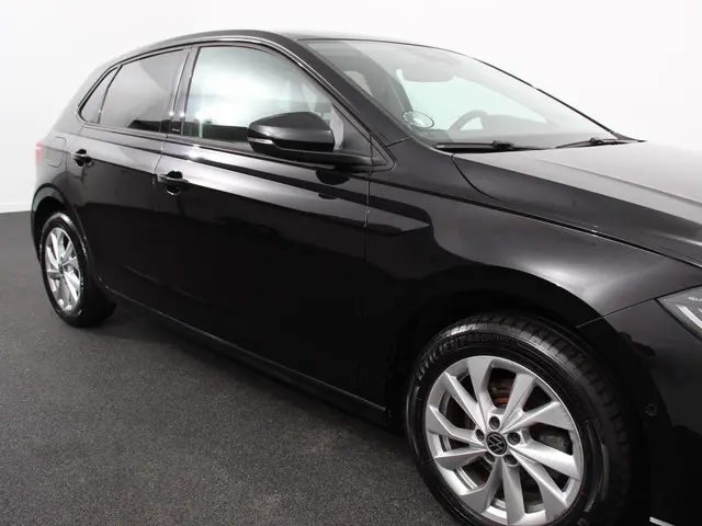 Volkswagen Polo 1.0 TSI 110pk DSG Style 2023 Benzine 32