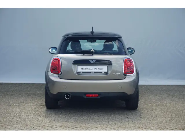MINI 3-Deurs Cooper 2019 Benzine 6