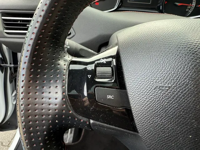 Peugeot 308 SW 1.2 PureTech GT-line 2015 Benzine 22