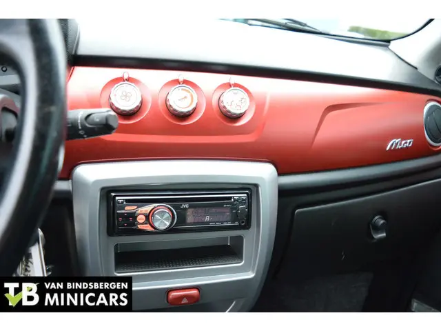 Microcar M.go Brommobiel F8 DCI | Aixam - Ligier 2012 Diesel 25