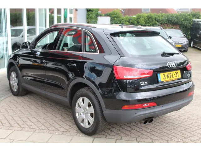 Audi Q3 2.0 TFSI quattro Pro Line 2013 Benzine 26