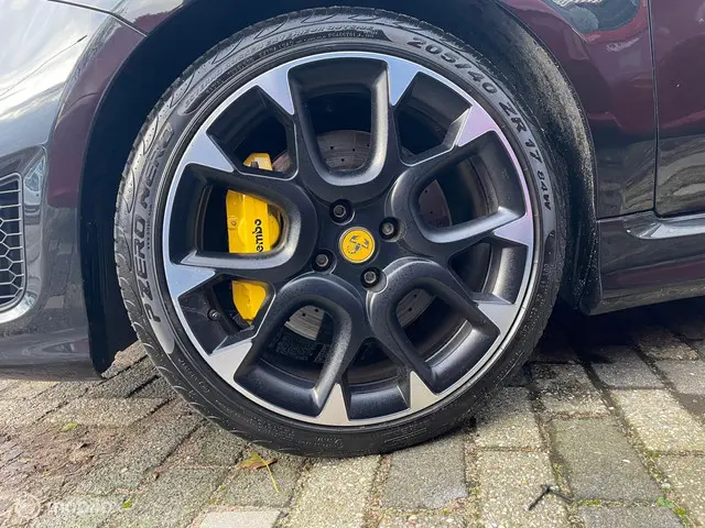 Fiat 500 1.4 T-Jet Abarth Competizione 2017 Benzine 28