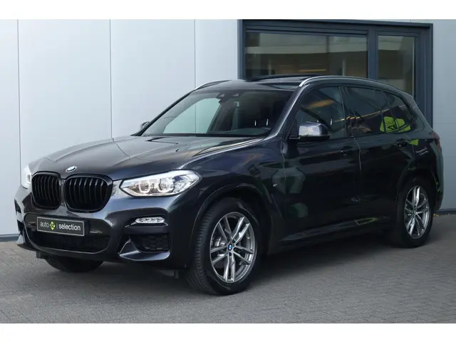 BMW X3 xDrive20i High Executive 2018 Benzine 6
