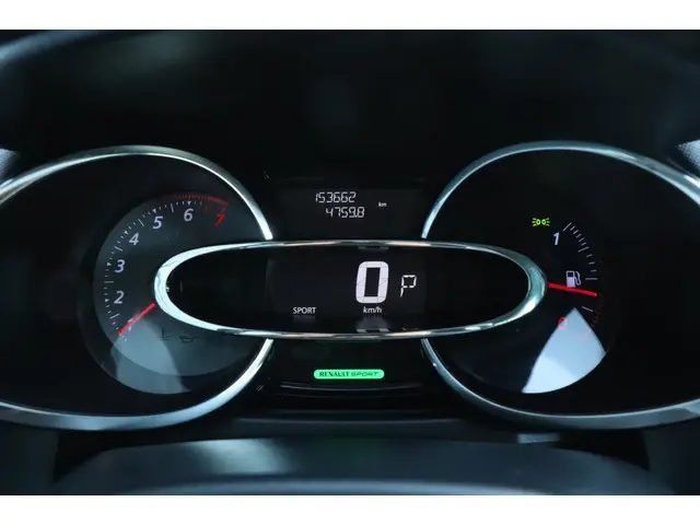 Renault Clio 1.2 GT | AUTOMAAT / GT LINE / VOL! 2013 Benzine 13