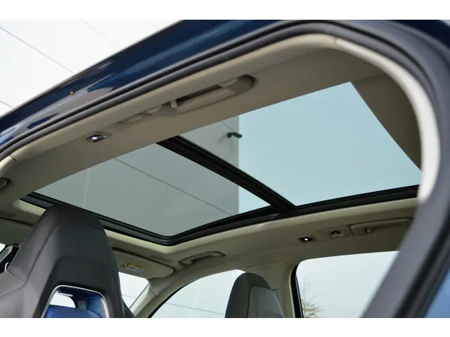 Lynk & Co 01 1.5 2021 Hybride Benzine 33