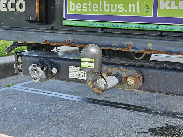 Iveco Daily 35C18 2023 Diesel 14