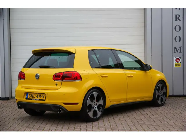 Volkswagen Golf 2.0 GTI UNIEK Nette Auto 2012 Benzine 18