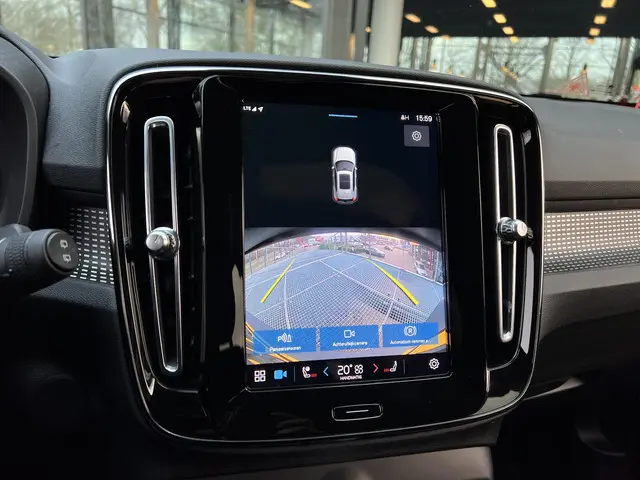 Volvo XC40 Recharge P8 AWD R-Design 2020 Elektrisch 12