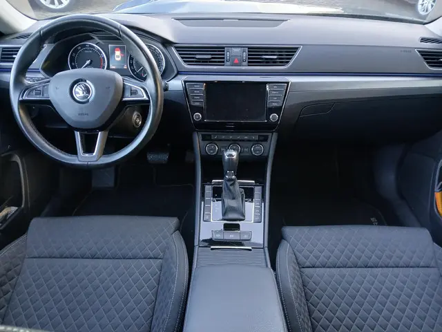 Škoda Superb 1.8 TSI Style Business WOK!! 2017 Benzine 10