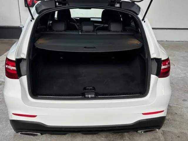 Mercedes-Benz GLC 250 4MATIC Premium Plus 2018 Benzine 34