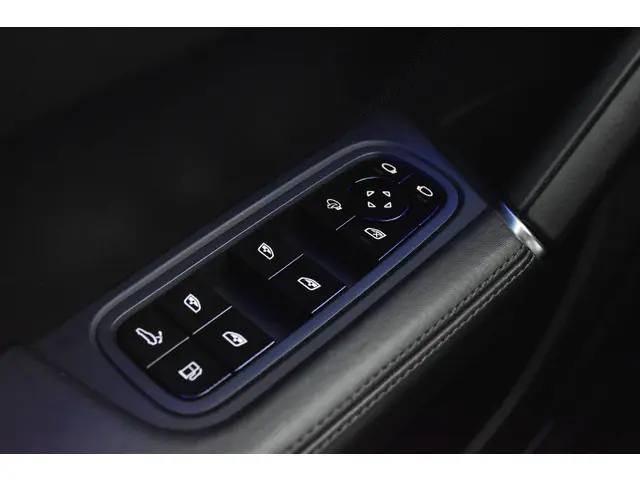 Porsche Cayenne Coupé 3.0 E-Hybrid 2020 Hybride Benzine 18