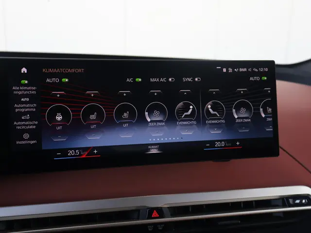 BMW iX xDrive50 High Executive 112 kWh 2022 Elektrisch 33