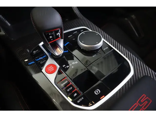 BMW M4 CS 2026 Benzine 24