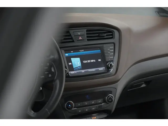 Hyundai i20 1.0 T-GDI Comfort 2018 Benzine 4