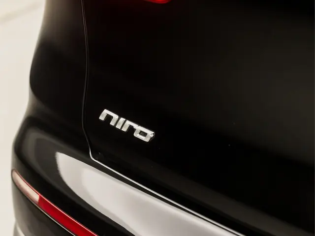 Kia Niro 1.6 GDi Hybrid Sport 2016 Hybride Benzine 28