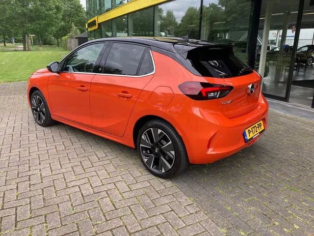 Opel Corsa-e 50kWh 136pk Aut 2020 Elektrisch 3
