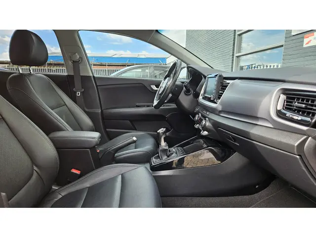 Kia Stonic 1.0 T-GDi PlatinumEdition 2019 Benzine 22