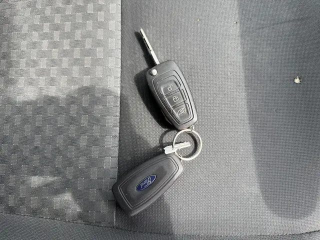 Ford Transit Custom 2.0 TDCI 130PK 2021 Diesel 27