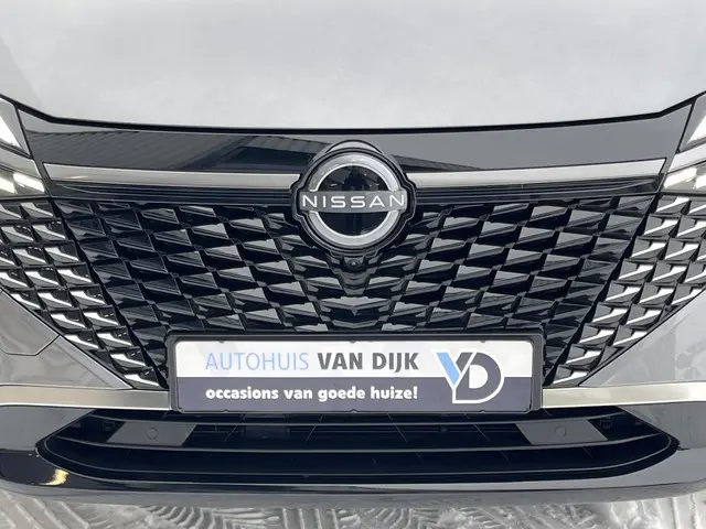 Nissan QASHQAI 1.3 MHEV Xtronic Tekna Plus 2025 Benzine 30