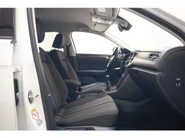 Volkswagen T-Roc 1,0 TSI Style [ACC, AC, LED] 2018 Benzine 35