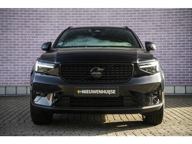 Volvo XC40 2.0 B3 Plus Black Edition 2025 Benzine 9