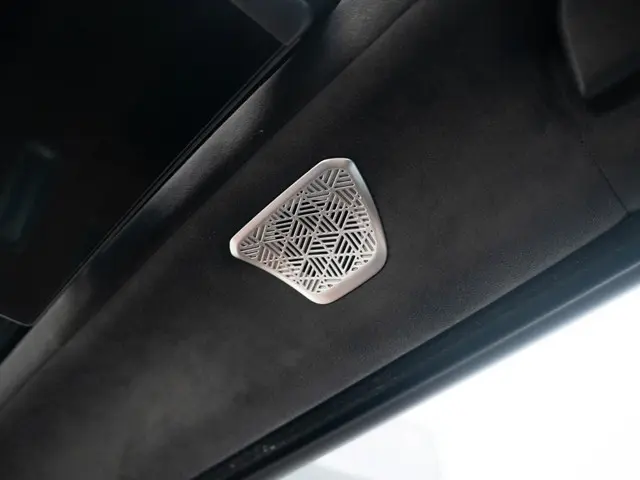 BMW 7 Serie M760e xDrive 2023 Hybride Benzine 54