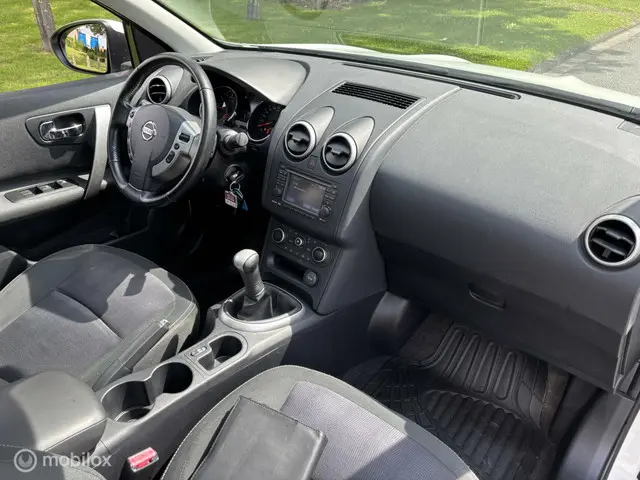 Nissan QASHQAI 1.6 Connect Edition 2013 Benzine 16