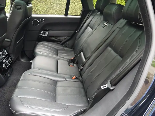Land Rover Range Rover 4.4 SDV8 Autobiography 2013 Diesel 28