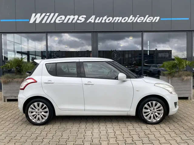 Suzuki Swift 1.2 Bandit EASSS 2013 Benzine 4