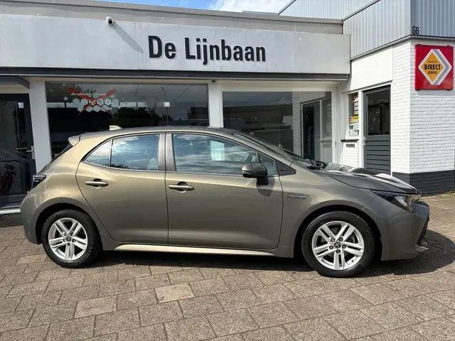 Toyota Corolla 1.8 Hybrid Active 2020 Hybride Benzine 7