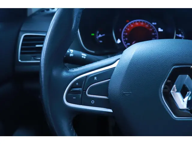 Renault Mégane Estate 1.3 TCe Limited 2019 Benzine 19