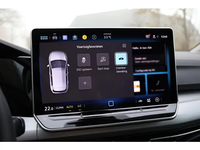 Volkswagen Golf 1.5 eTSI Life Edition 2024 Benzine 35