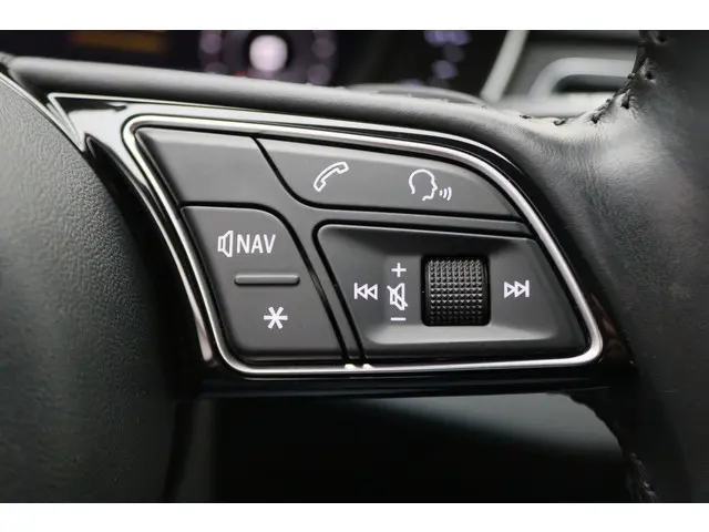 Audi A4 Avant 1.4 TFSI Design Pro Line Plus 2018 Benzine 37