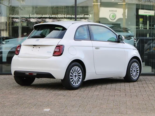 Fiat 500 RED 24 kWh 2025 Elektrisch 5