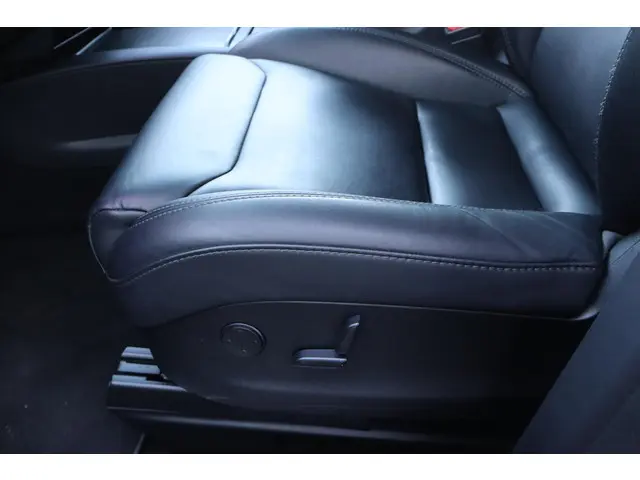 Tesla Model X 75D Base 6p. 2018 Elektrisch 28