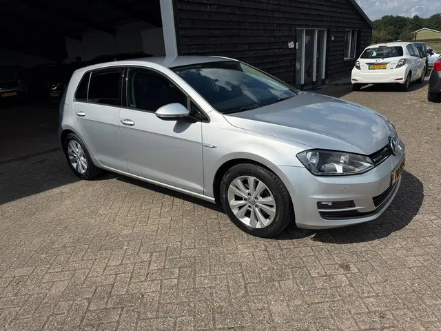 Volkswagen Golf 1.0 TSI Connected Series 2016 Benzine 5