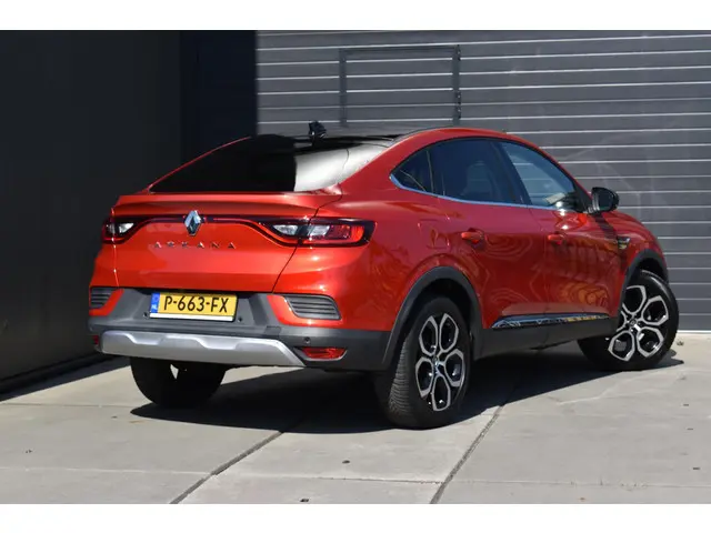 Renault Arkana TCe 140 EDC Intens 2021 Benzine 3
