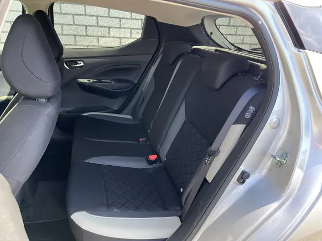 Nissan Micra 1.0 IG-T N-Connecta 2020 Benzine 8