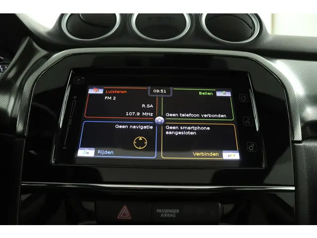 Suzuki Vitara 1.5 Hybrid Style 2022 Hybride Benzine 55