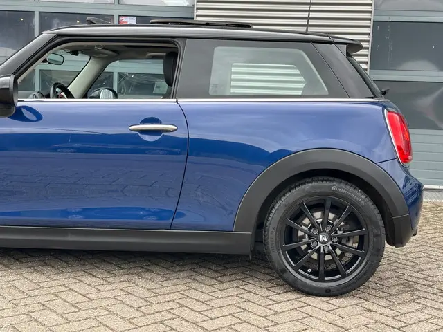 MINI Cooper Mini 1.5 Pepper | Pano | Airco | NAP 2016 Benzine 19