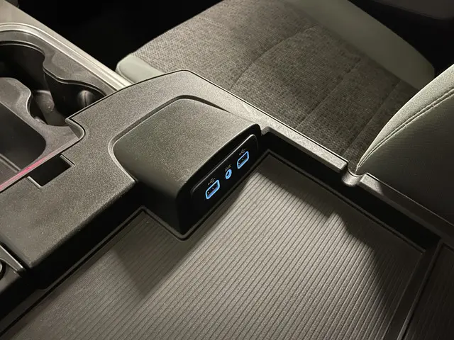 Dodge Ram 1500 5.7 V8 Quad Cab 6'4 Classic 2020 LPG/Gas 29