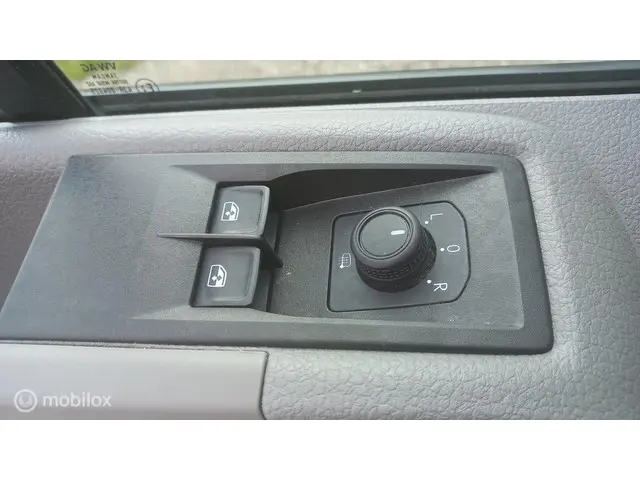 Volkswagen Crafter Bestel 35 2.0 TDI L4H3 2022 Diesel 8