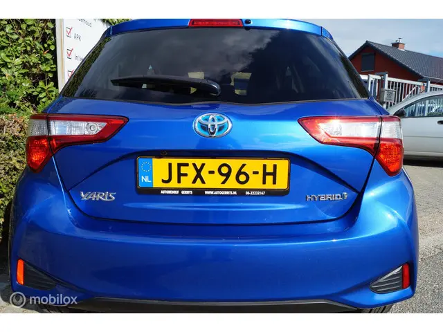 Toyota Yaris 1.5 Hybrid Y20 2019 Hybride Benzine 6