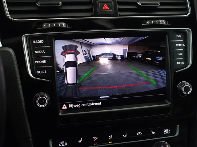 Volkswagen Golf 2.0 TSI R 4Motion Aut- 2014 Benzine 11