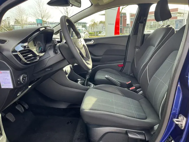 Ford Fiesta 1.1 Trend 2018 Benzine 16