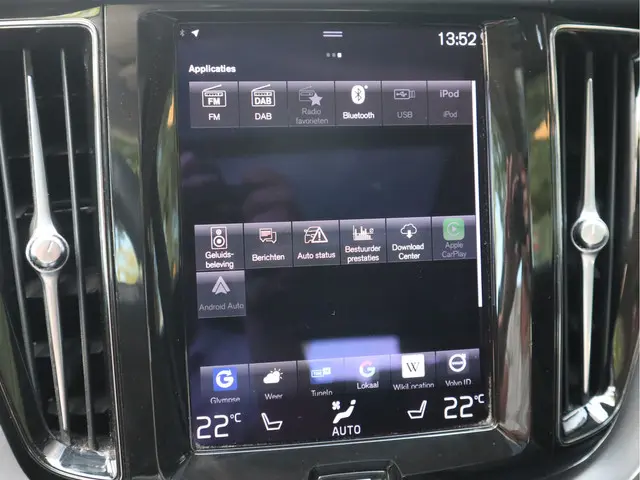 Volvo XC60 2.0 B5 250 PK Momentum Exclusive 2021 Benzine 37