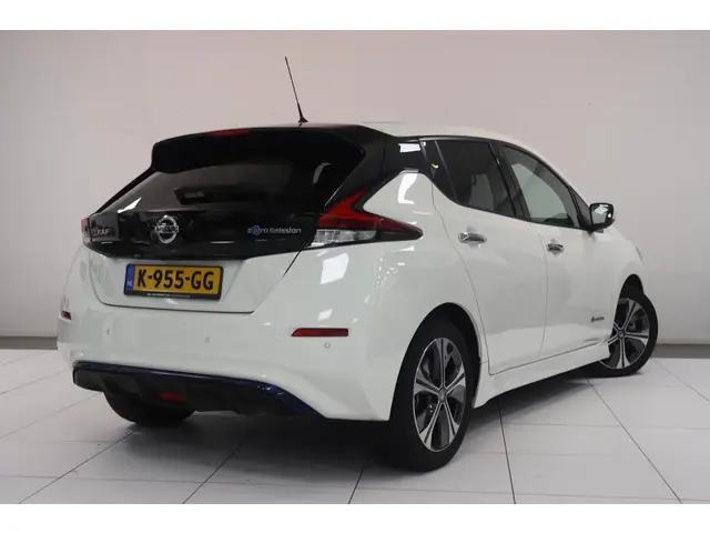 Nissan Leaf 2