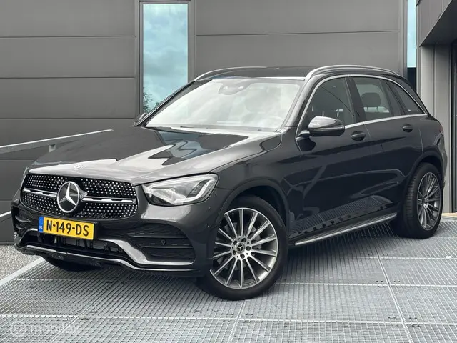 Mercedes-Benz GLC 200 4MATIC Premium 2021 Benzine 15